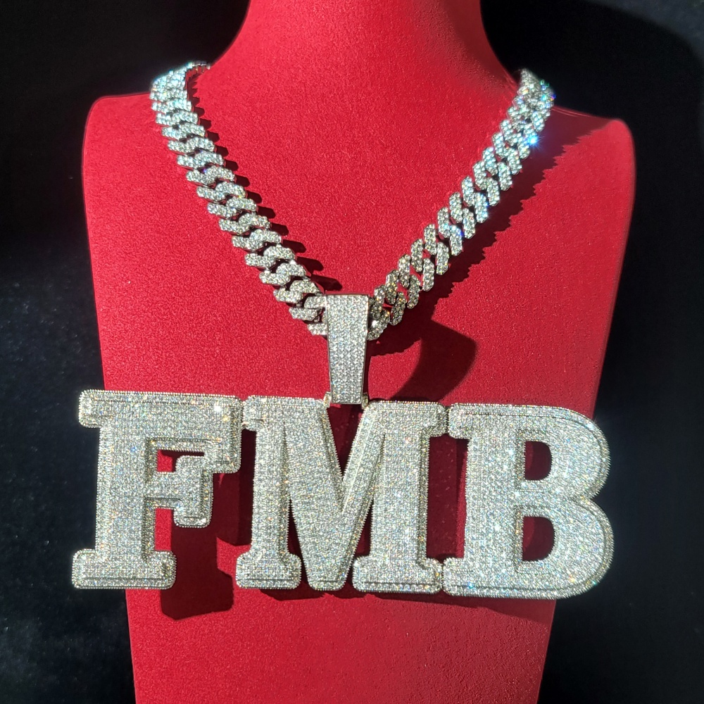 Cuban Link Chain 12Mm - قلادة مخصصة مرصعة بالزركون المكعب على