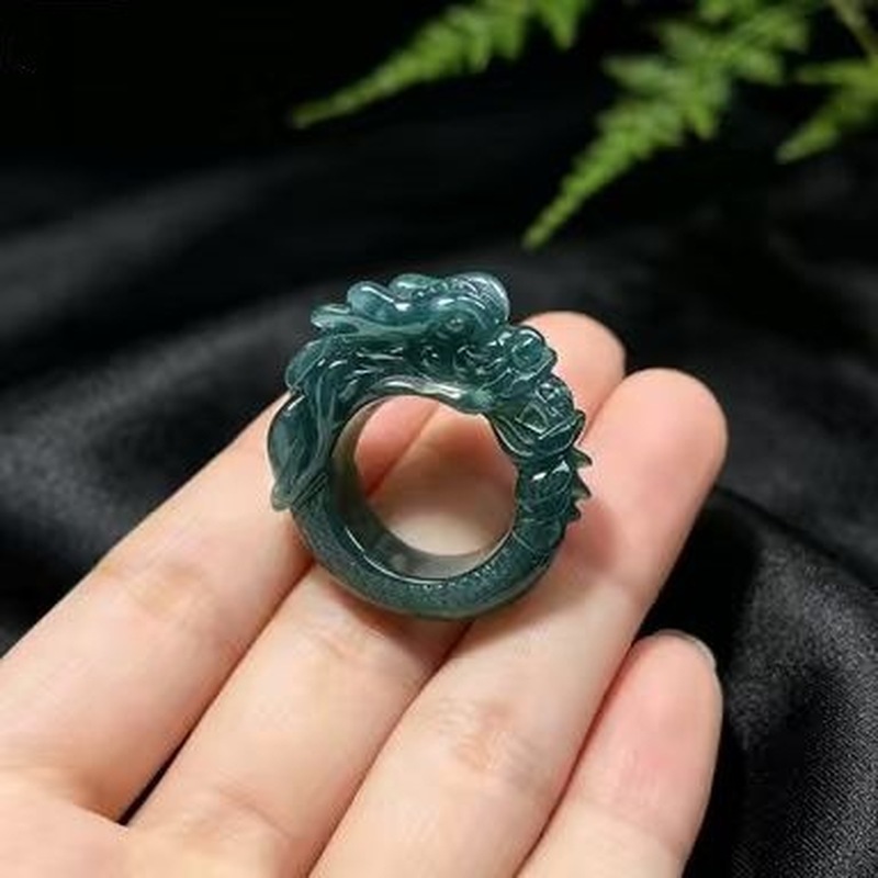 خاتم من حجر اليشم الأزرق عالي  - مراجعة Rings وسعره
