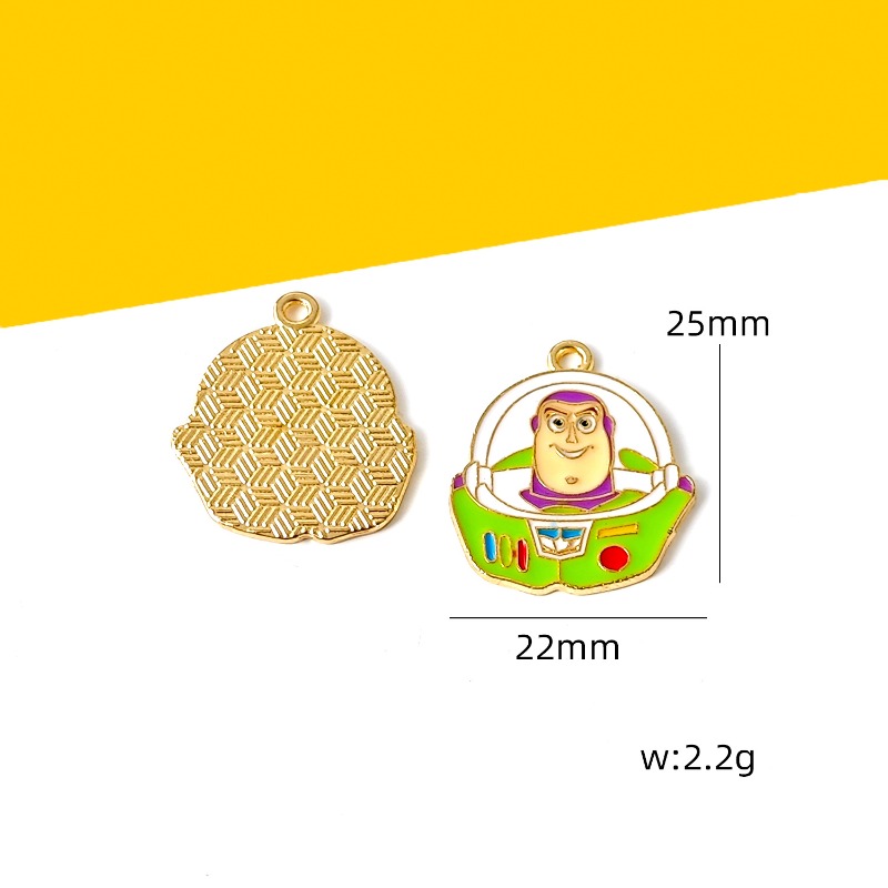 إكسسوارات كرتونية من أنيمي توي - مراجعة Anime Pendant Necklace وسعره