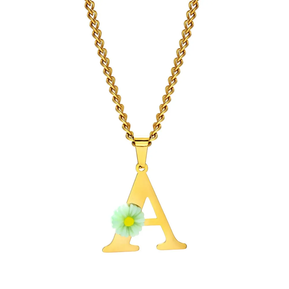 قلادة مخصصة بحرف أولي على شكل  - مراجعة Initial Letter Necklace 18K Gold وسعره