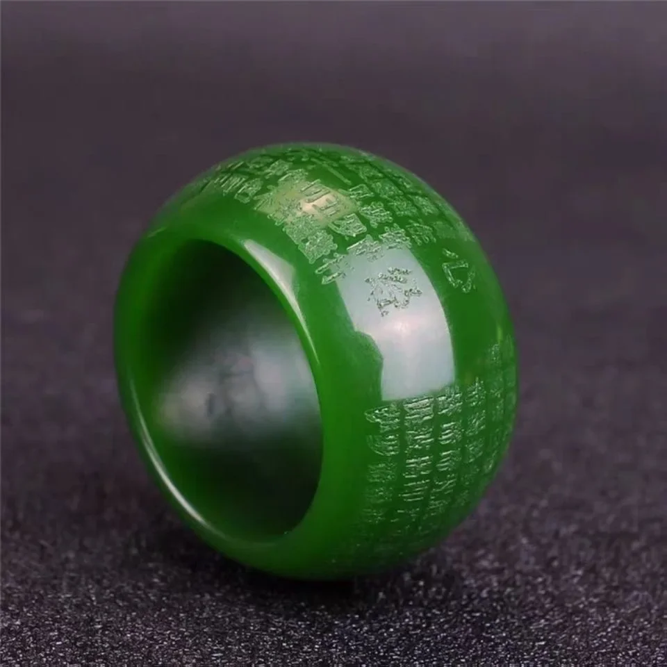 خاتم من اليشم الأخضر الطبيعي ب - مراجعة Rings وسعره