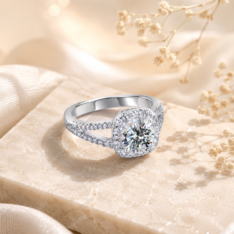 خاتم ألماس مويسانيت فائق اللمع - مراجعة Moissanite Engagement Ring 1 Carat وسعره