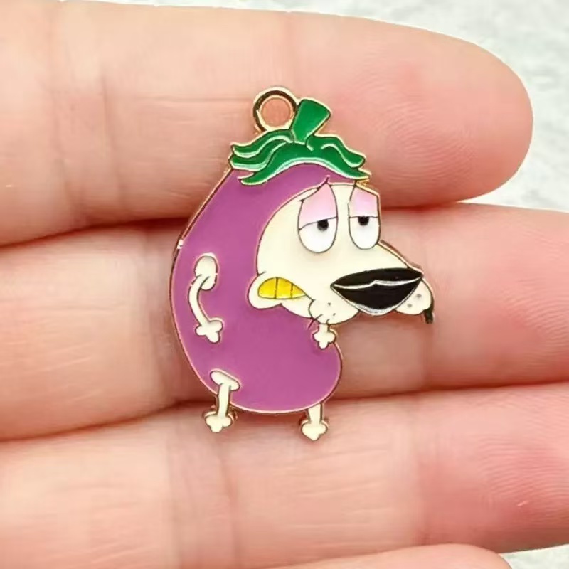 10 قطع من الحلي الكرتونية اللط - مراجعة Anime Pendant Necklace وسعره