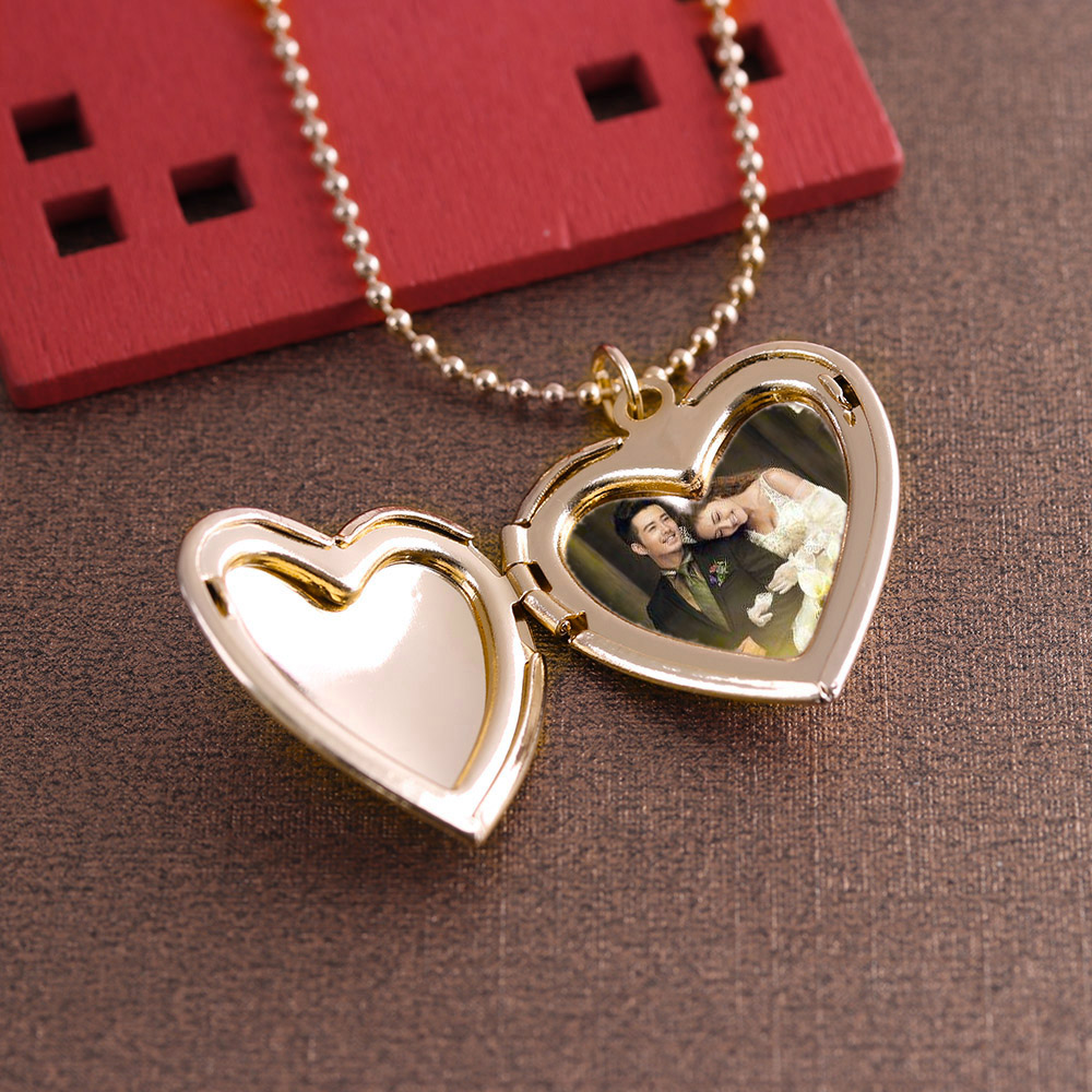 هوه 1 قطعة على شكل قلب صديق إط - مراجعة Heart Locket Necklace Photo وسعره