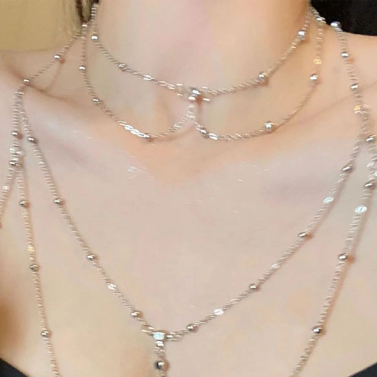 سلسلة جسم من حجر الراين اللامع - مراجعة Layered Pendant Necklace Aesthetic وسعره